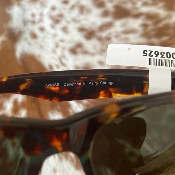Swiss design Palm Springs tortoise sunglasses Swiss | Accessories | Swiss Design Palm Springs Tortoise  main image 3